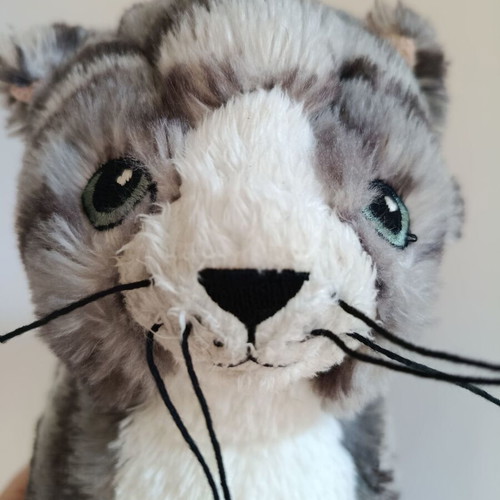 IKEA plush cat like new