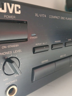 JVC XL-V174 Compact Disc Player Like New