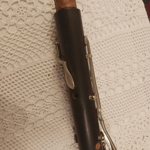 Traditional clarinet in C used with Vandoren B45 mouthpiece