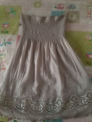 Μπεζ φόρεμα κομψό μεταχειρισμένο