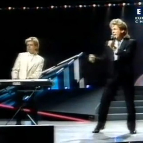 Bang tuxedos used from Eurovision 1987 in frames