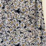 French skirt with daisy pattern
