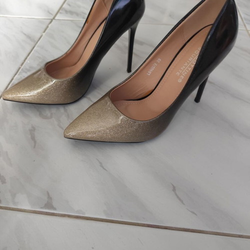 La Bottine Souriante black-gold glitter pumps size 39 like new