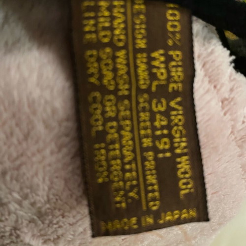 Traditional scarf 100% pure virgin wool new 75x75