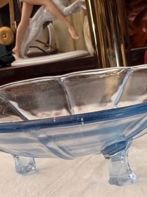 Blue vintage tripod glass plate used