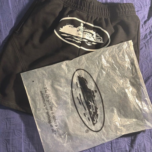 Corteiz shorts size large black like new