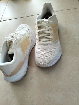 Running shoes Adidas