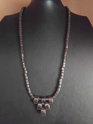 Hematite necklace like new, 20 cm length, gray