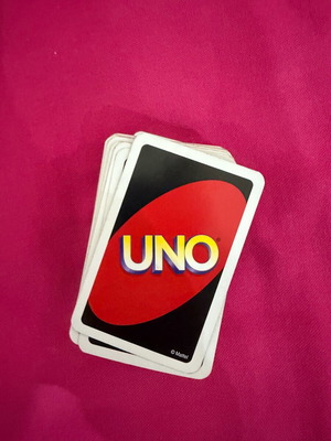 Uno card deck like new