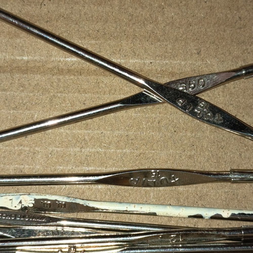 Sewing Needles new, pack of about 20, silver, Jumra, Tulip