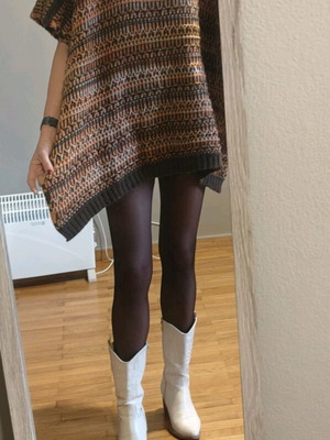 Poncho wool brown shades new, warm, with belt