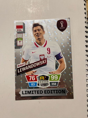 Panini Adrenalyn FIFA World Cup 2022 Robert Lewandowski card new