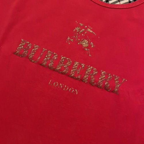 Burberry women's short-sleeve T-shirt new, red, size Large