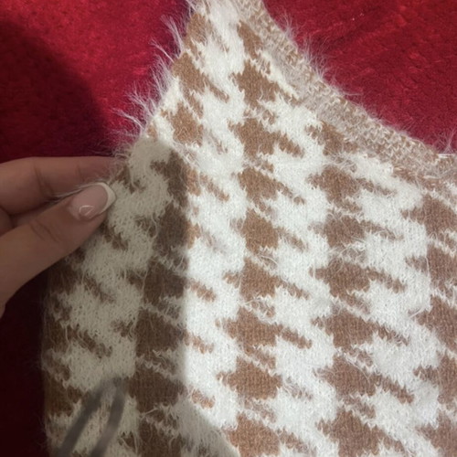 Fluffy knitted crop top houndstooth Shein size M like new