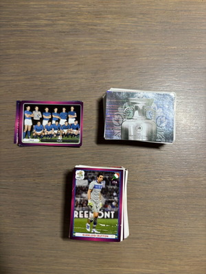 Panini Euro 2012 stickers used, 383 pieces with duplicates