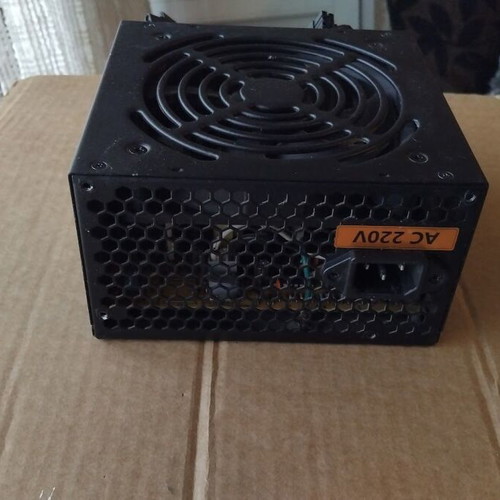 Segotep GTR550 550W power supply like new, 120mm fan