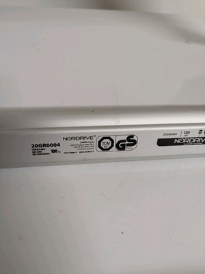 Nordrive aluminum roof bars for Citroen DS4 used with lock