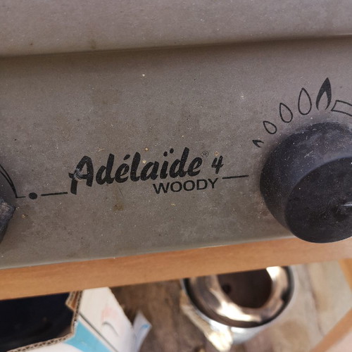 Campingaz Adelaide 4 Woody gas grill used