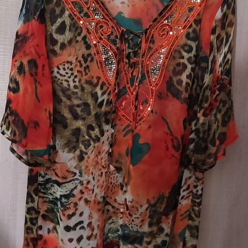 Boho style shirt Italian origin size M like new