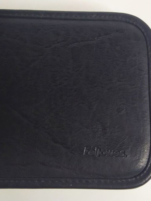 Fellowes portable CD case like new, capacity 24