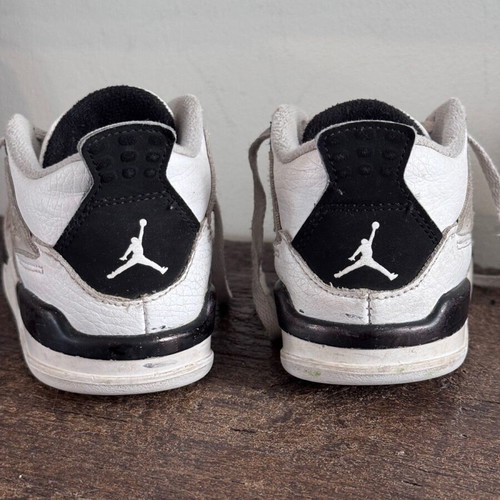 Air Jordan 4 Retro kids size 27 used, black and white