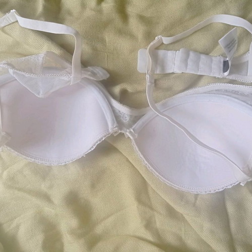 Ellos bras new, No 70B, white and black, pack of 2