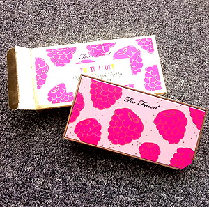 Too faced Tutti frutti