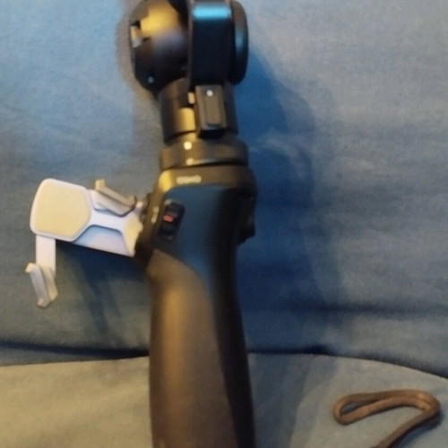 Camera Dgi Osmo + Plus handheld 4K 12MP like new with accessories