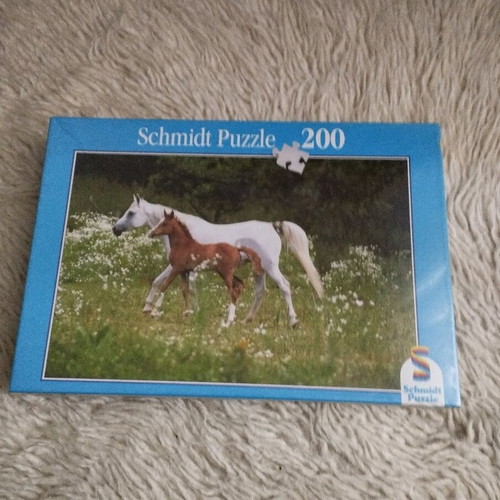 Schmidt Horses Arabian Foal puzzle new with 200 pieces
