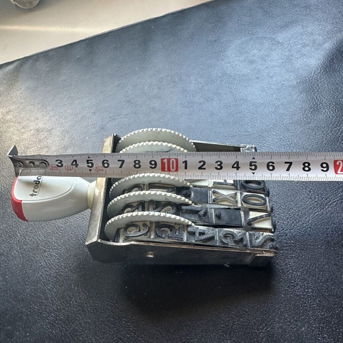 Trodat manual stamp in like new condition