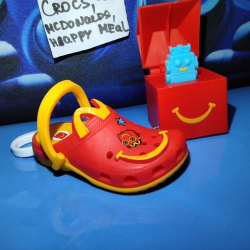 Happy Meal McDonald's Crocs and Lil McDonald's keychains like new