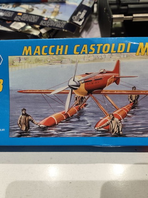 Macchi Castoldi M.C. 1/48 model kit like new