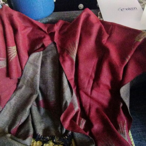 Back scarf like new