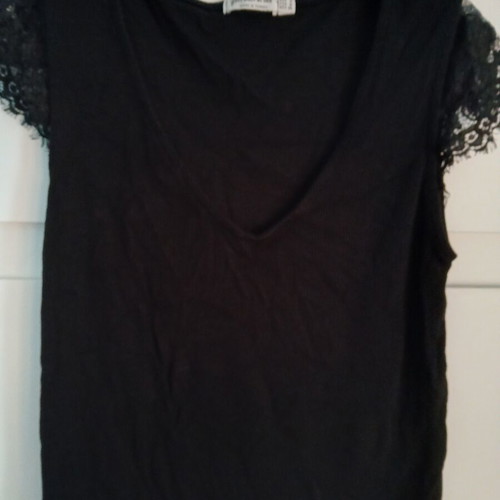 Stradivarius blouse with lace on shoulders used, black, size M