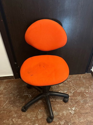 Office chair slightly used
