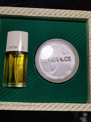 Vintage σετ κoλώνια και πούδρα Emeraude by Coty 70s Kmart USA.