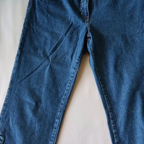 3/4 Jean like new, size 44, blue