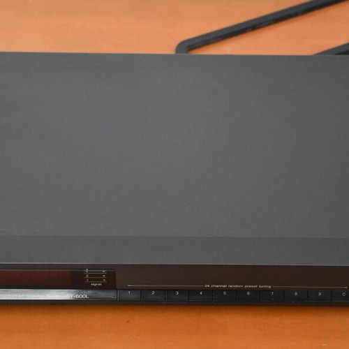 Technics SL-600L digital tuner like new