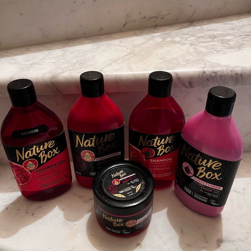 Nature Box hair care set shampoo, conditioner and mask new, 5 pieces