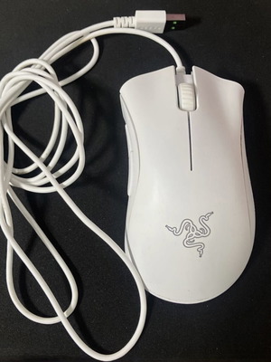 Ποντίκι Razer Deathadder Essential μεταχειρισμένο, δεν δουλεύει το κλικ στη ροδέλα