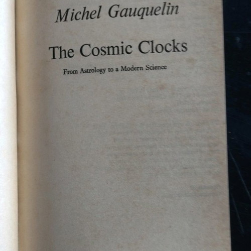 The Cosmic Clocks used book in Greek