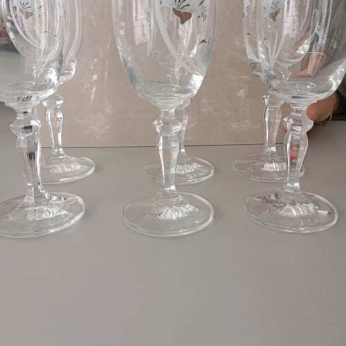Bohemia crystal wine glasses set of 6 like new