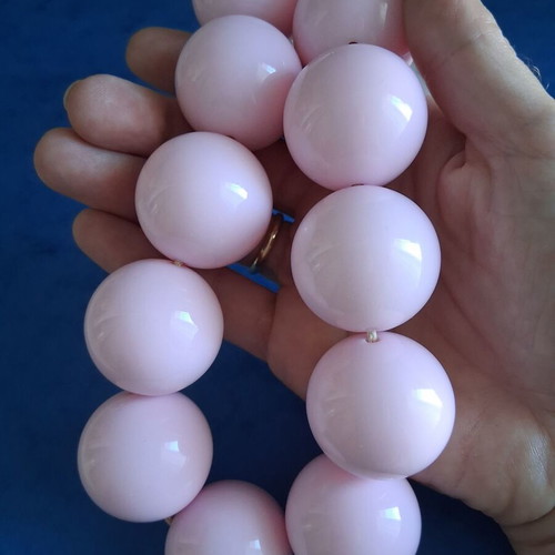 Statement necklace with large pink plastic beads and gold details new