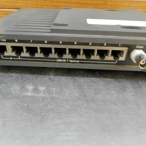 Intel In Business Hub 8 Port RJ-45 & 1 Port BNC used, vintage for retro PC
