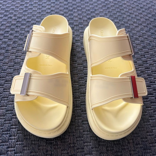 Alexander McQueen hybrid slides new, yellow, size 39