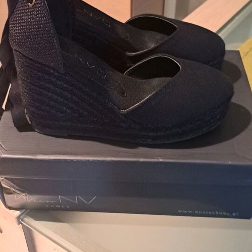 Envie Shoes espadrilles black canvas like new, size 37