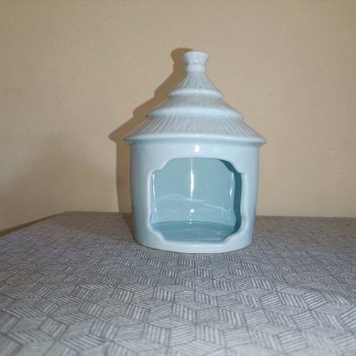 Ceramic Hamster House like new, blue, suitable for dwarf hamsters