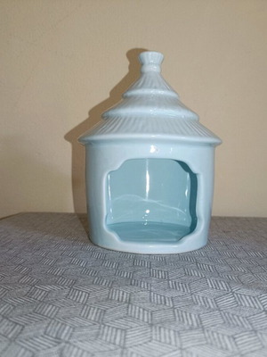 Ceramic Hamster House like new, blue, suitable for dwarf hamsters
