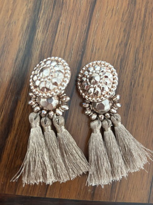 Earrings like new, pink gold color