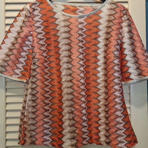 Semi-transparent blouse in earthy colors like new, size M